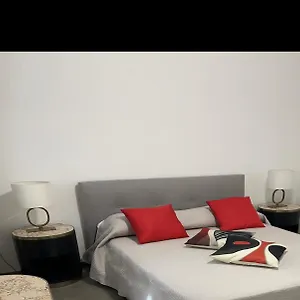 With Private Courtyard Apartamento Venecia